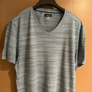 Alfani Men’s V-Neck Shirt Sz XL in Blue